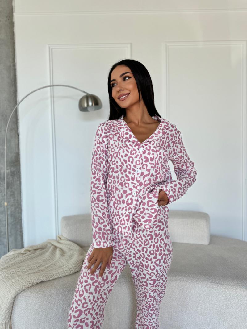 Піжамний набір зі штанами мусліновий M Рожевий леопардовий (MR26447771) - фото 1 Піжамний набір зі штанами мусліновий M Рожевий леопардовий (MR26447771) - фото 1