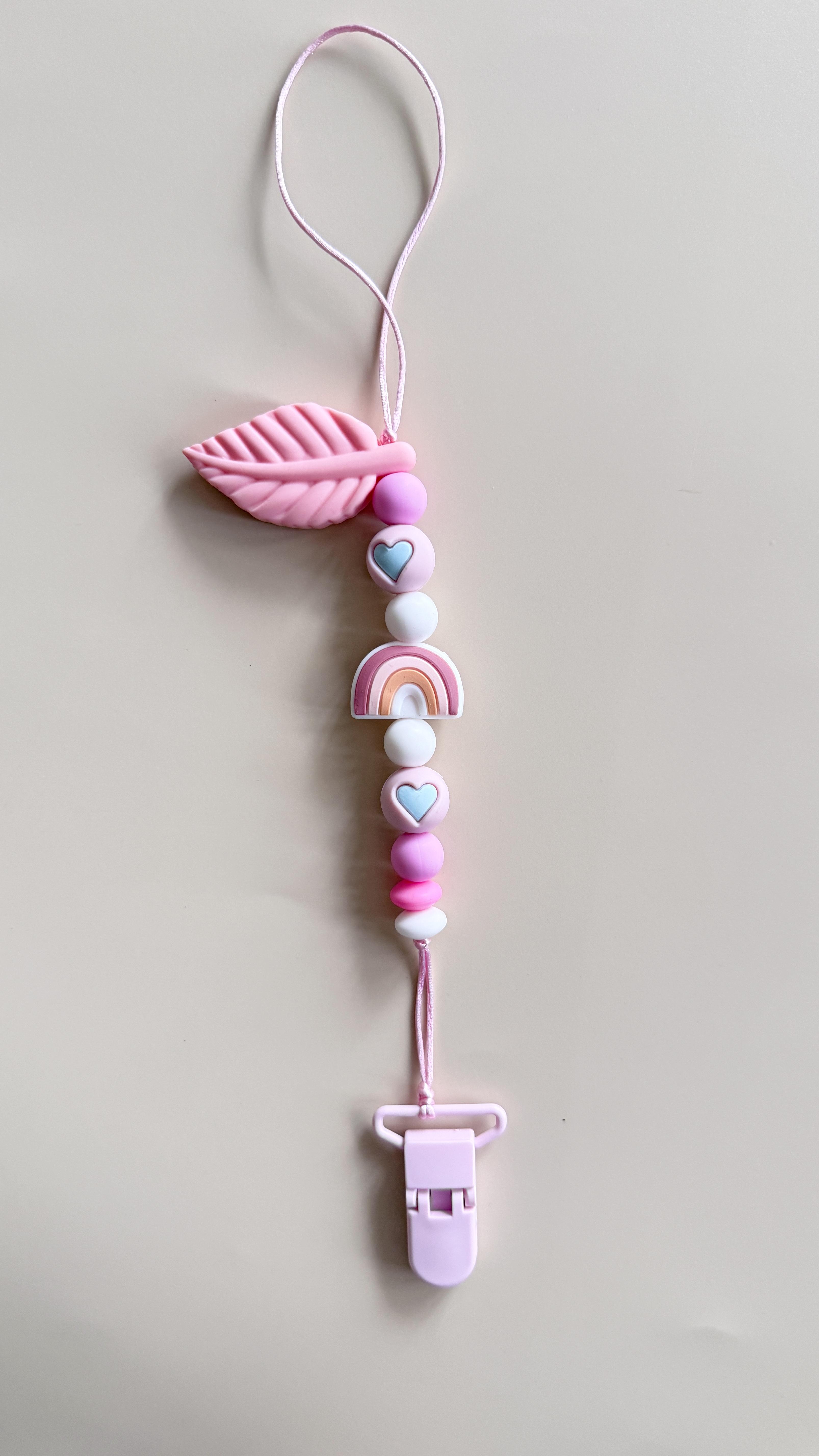 Держатель для пустышки Mommy Bag Радуга Розовый (143985) - фото 2 Держатель для пустышки Mommy Bag Радуга Розовый (143985) - фото 2