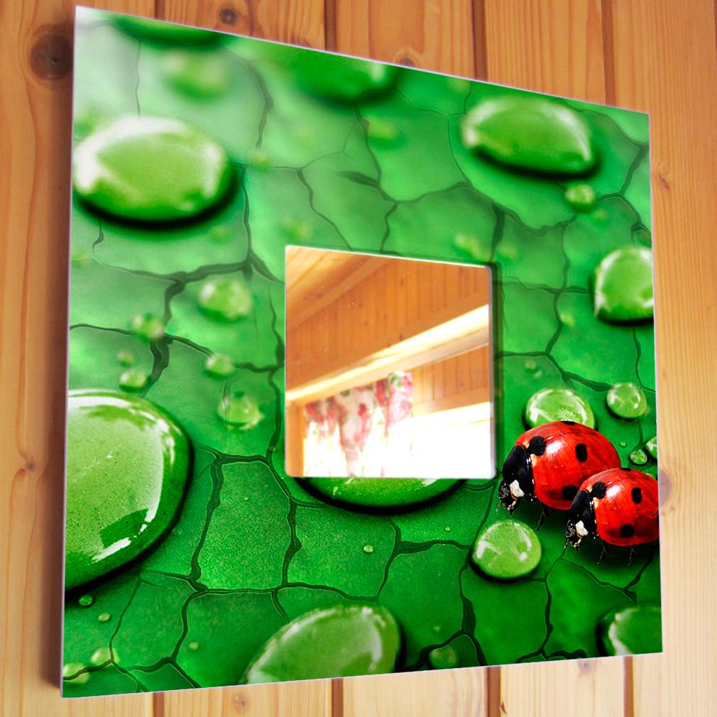 Зеркало декоративное Божья коровка на листочке 260х260 мм (M03849)