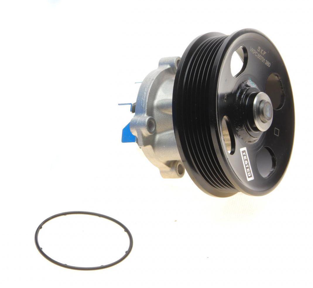 Помпа води SKF Fiat Doblo 1.3D/JTD/Opel Combo/Astra H/J/Corsa D/E 1.3CDTI 05--VKPC 85701