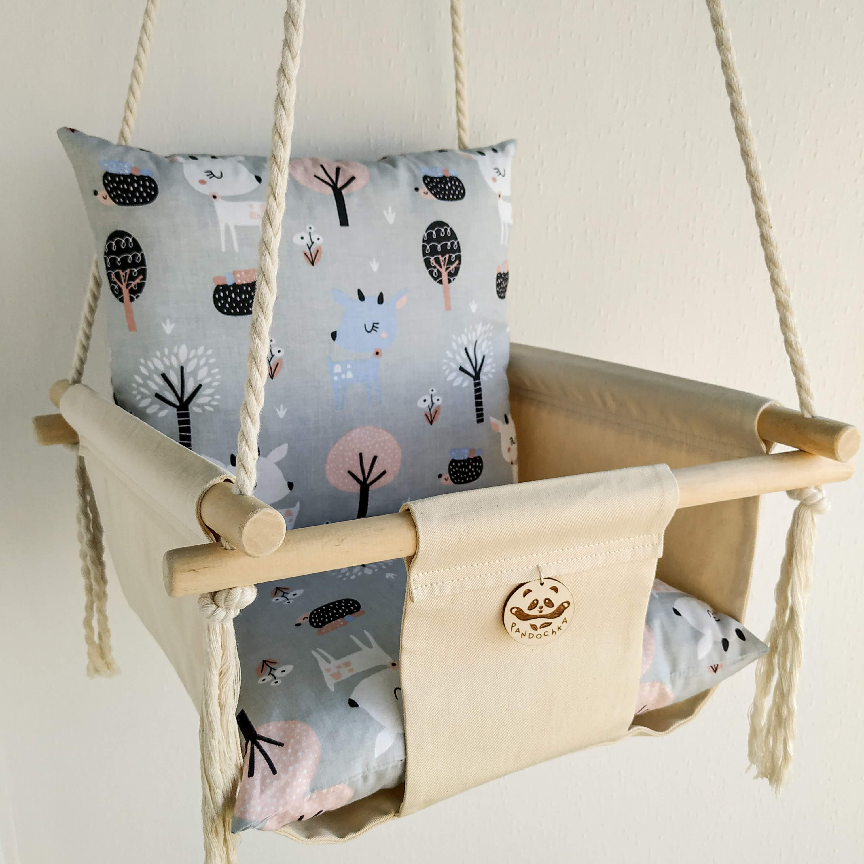 Тканинна дитяча гойдалка Олені у лісі 40х40 см (28850386-De)