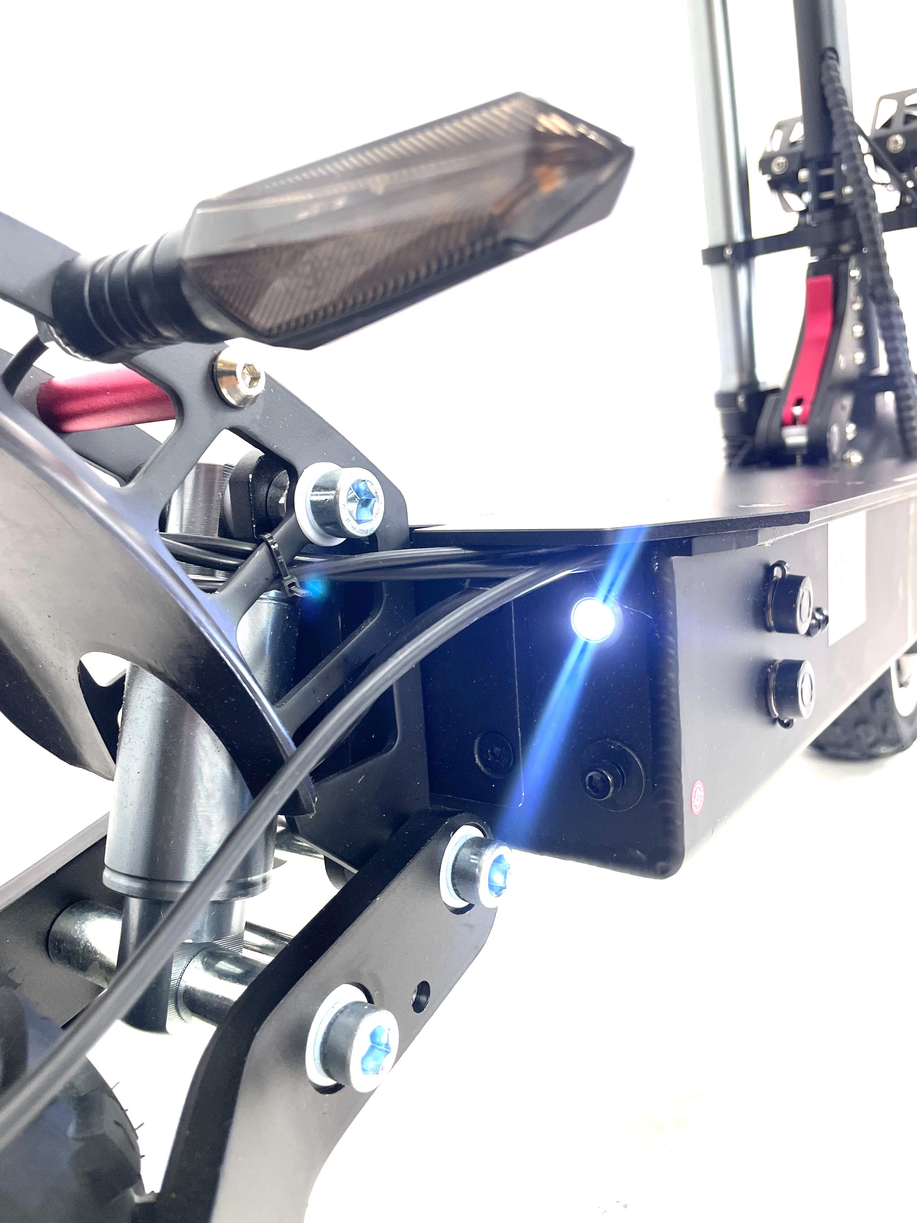 Електросамокат TESLA 6000 з NFC-ключем 3000W х2 60V 36Ah (СТ-6000) - фото 9 Електросамокат TESLA 6000 з NFC-ключем 3000W х2 60V 36Ah (СТ-6000) - фото 9