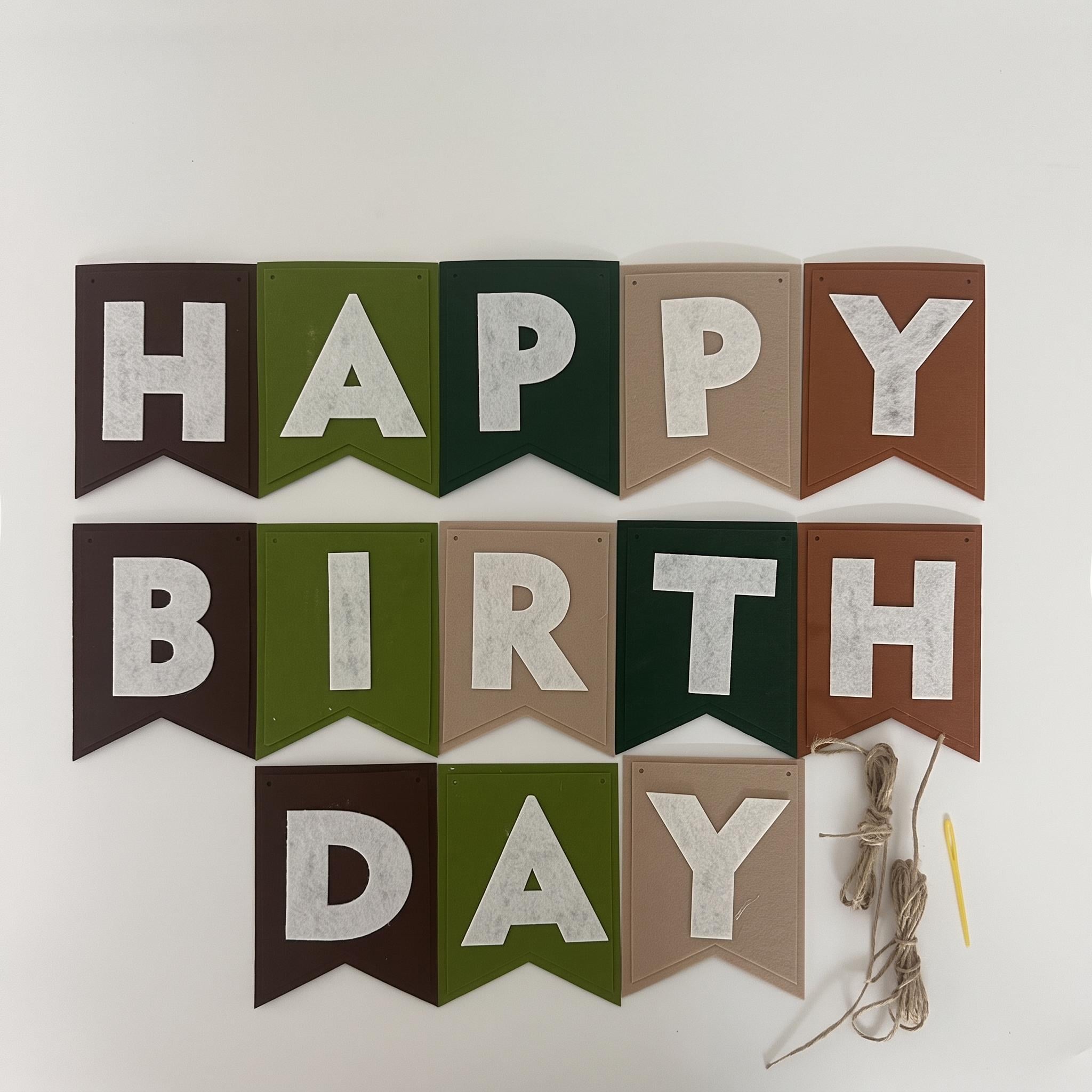 Баннер на день рождения Happy birthday фетровый 13 букв Зелено-коричневый (38631318)