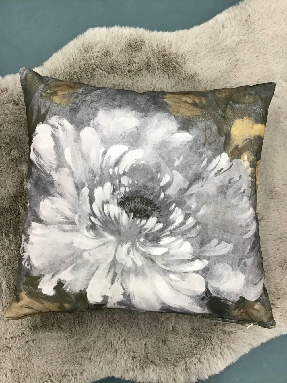 Подушка декоративна Maestro 45x45 см Сірий/Бежевий/Білий (000084722)