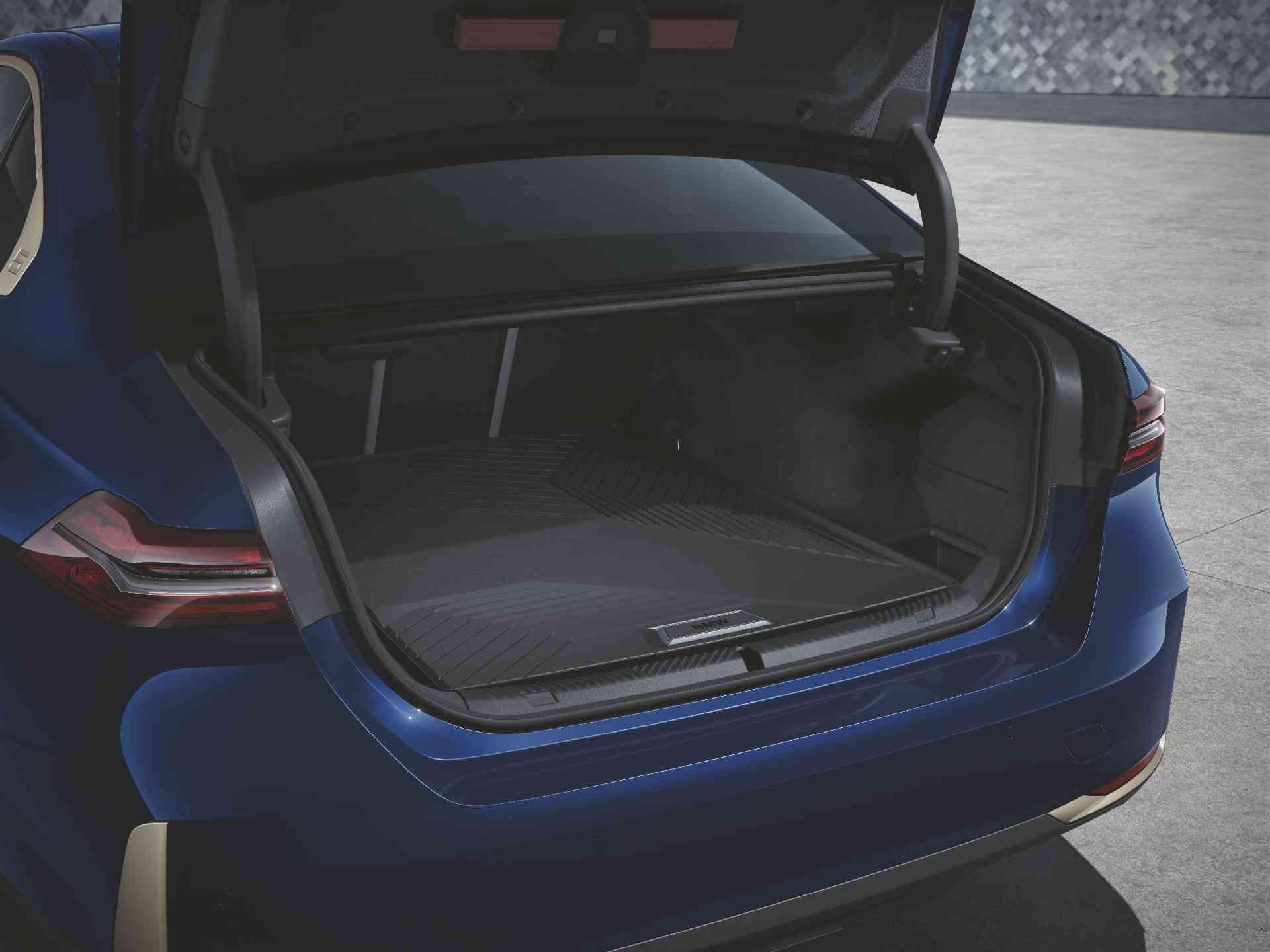 Килимок багажного відділення BMW для 5 серії G60/G90 (51475A87FF5)