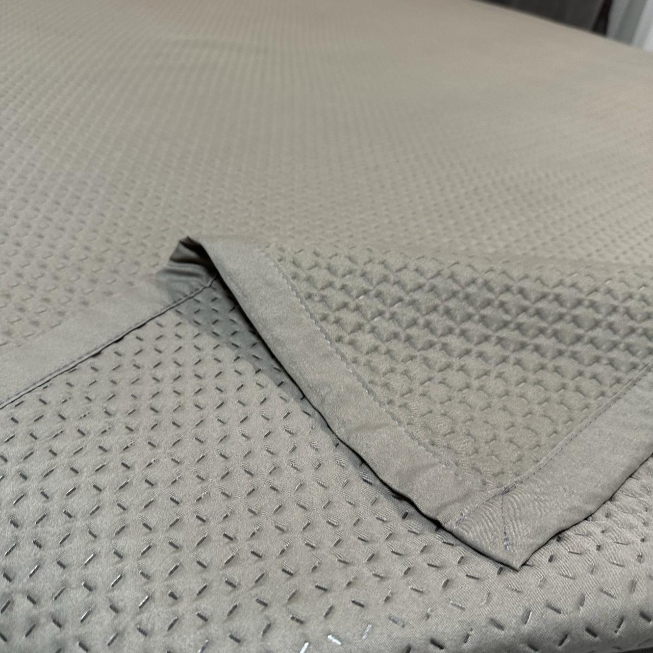 Покрывало на кровать евро 200x230 см Графитовый (28796086) - фото 4 Покрывало на кровать евро 200x230 см Графитовый (28796086) - фото 4