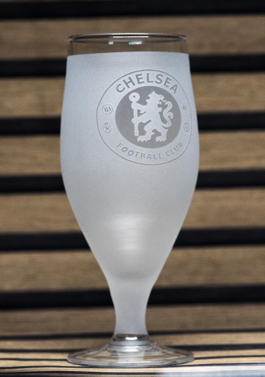 Келих для пива на ніжці з гравіюванням лого ФК Челси матовий 500 мл (2413764395)