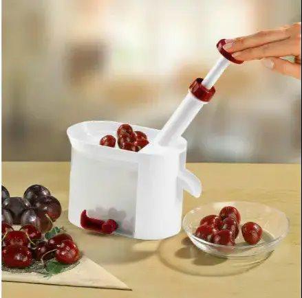 Машинка для видалення кісточок із вишні/черешні Cherry and Olive Corer Білий - фото 4 Машинка для видалення кісточок із вишні/черешні Cherry and Olive Corer Білий - фото 4