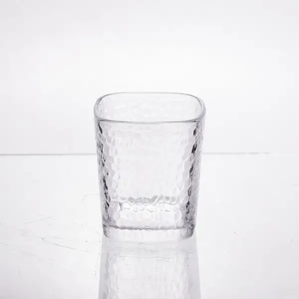 Набор стаканов из толстого стекла квадратных 6 шт. по 250 мл Прозрачный - фото 2 Набор стаканов из толстого стекла квадратных 6 шт. по 250 мл Прозрачный - фото 2