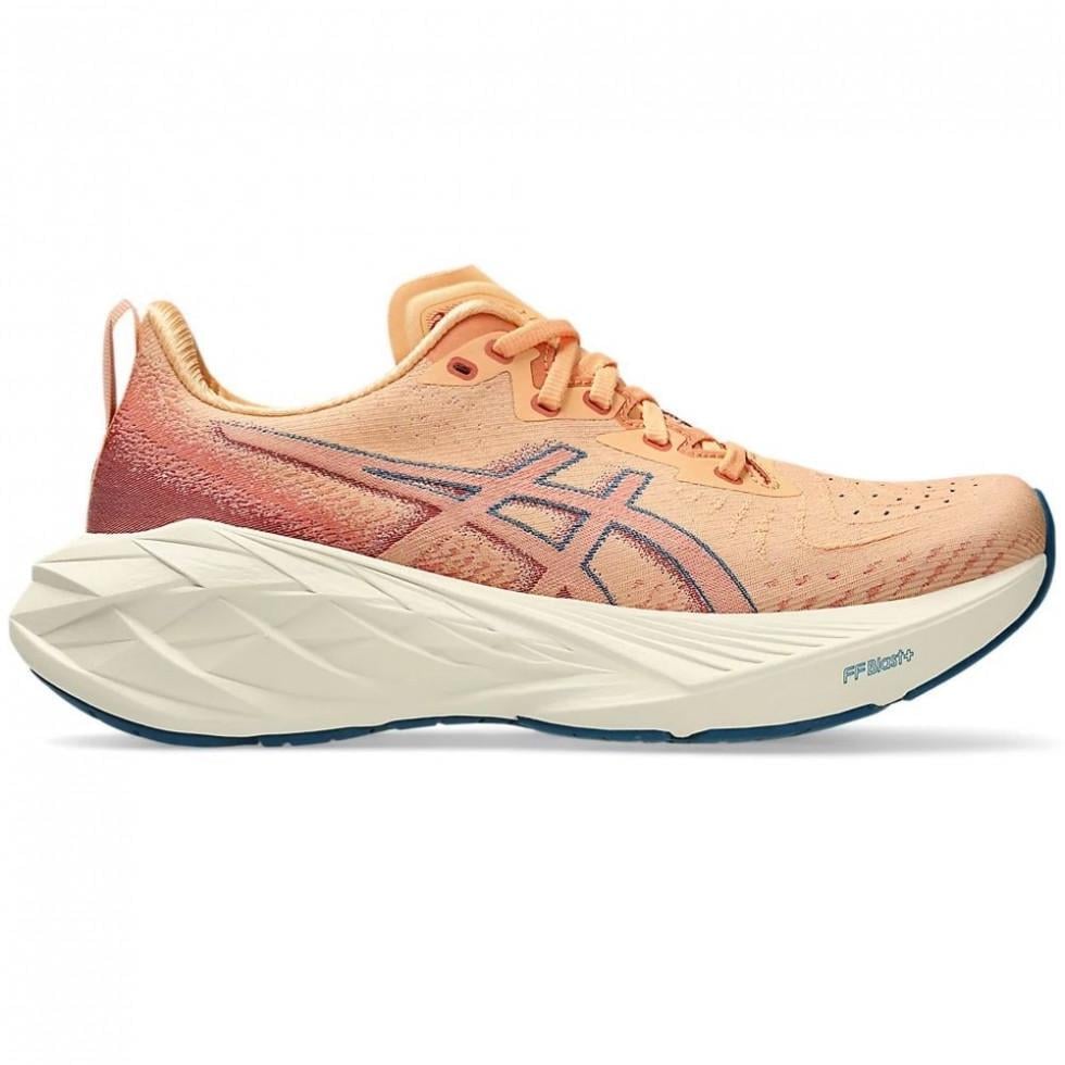 Кроссовки женские беговые Asics NOVABLAST 4 1012B510-800 р. 40,5 Оранжевый