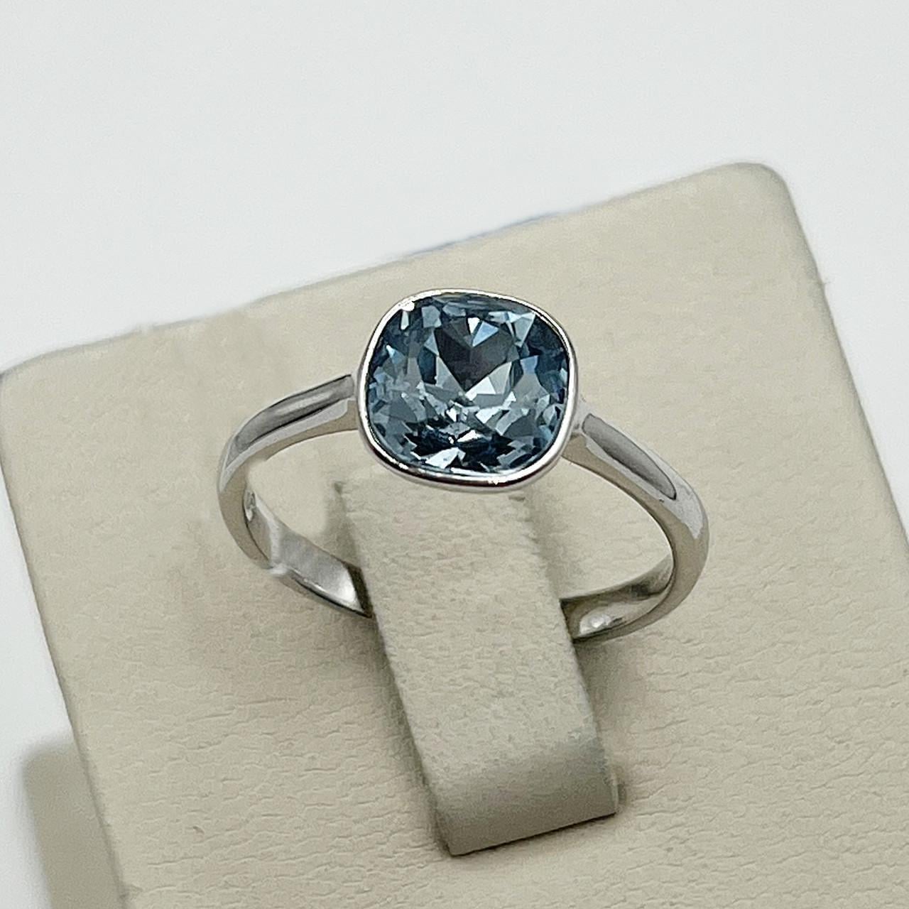 Кольцо серебряное с кварцем London Blue р. 18 2,48 г (2565106557) Кольцо серебряное с кварцем London Blue р. 18 2,48 г (2565106557)
