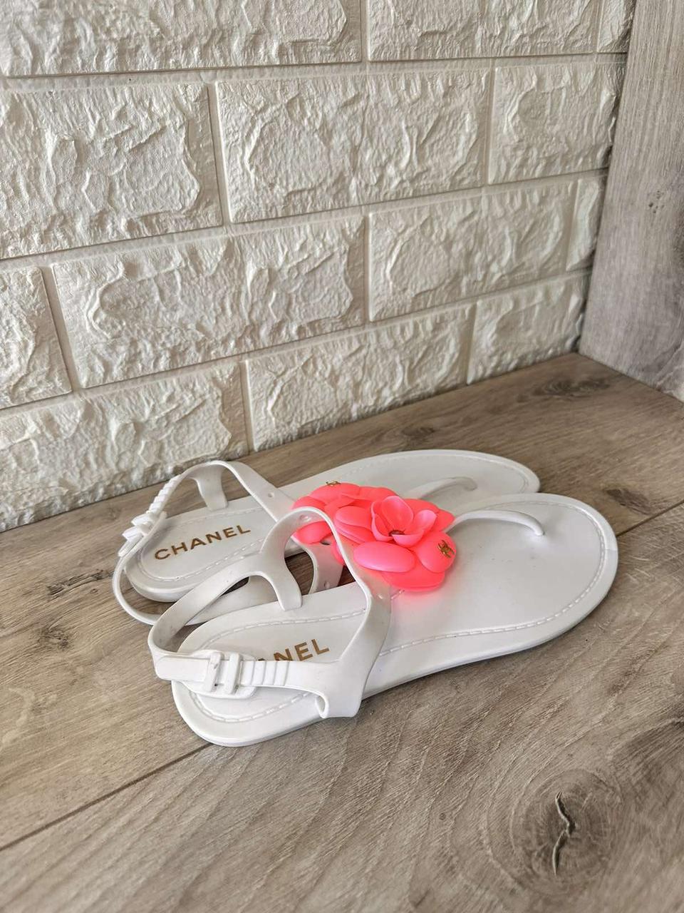 Босоножки шлепанцы женские пляжные р. 40 25 см Белый с розовым (KG-7967) - фото 5 Босоножки шлепанцы женские пляжные р. 40 25 см Белый с розовым (KG-7967) - фото 5
