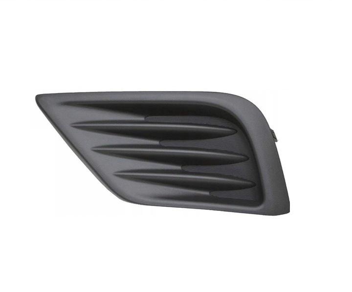 Решетка бампера AVTM Nissan Altima 16- (18 левая без отверстия для противотуманок (5053 911)