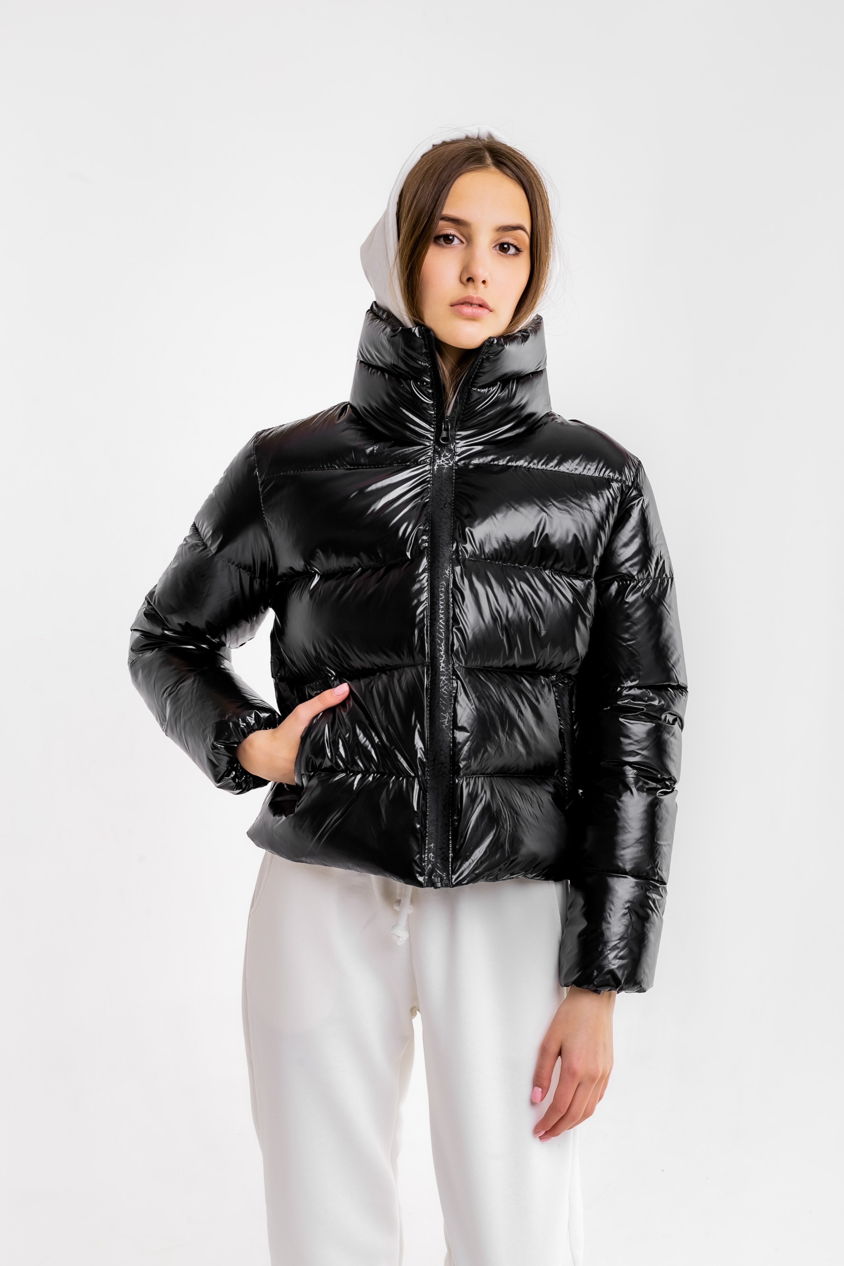 Пуховик укорочений Intruder Bubble XS-S Чорний глянець (1617002346)