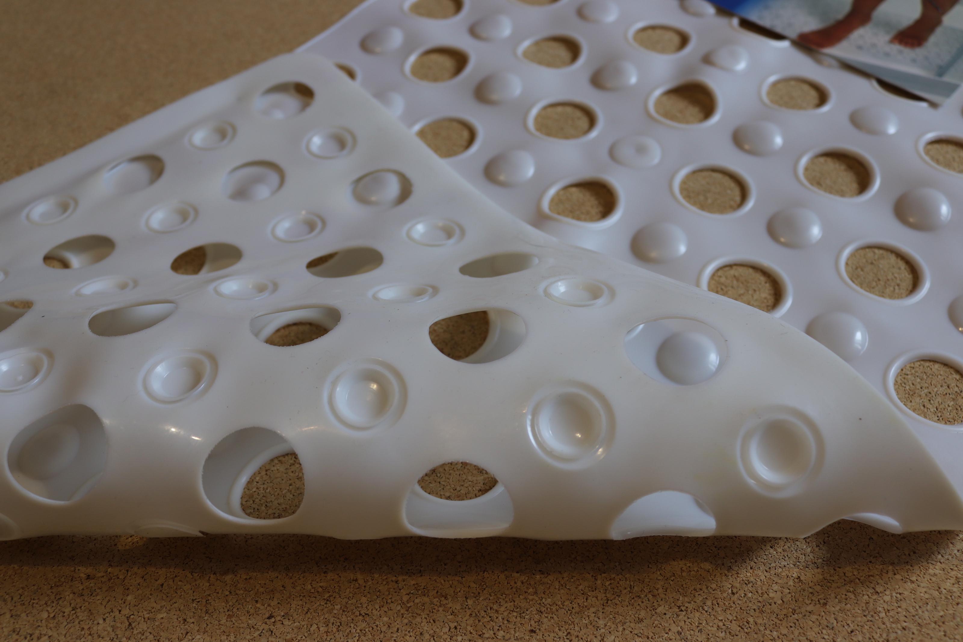 Килимок для душу Rings на присосках силіконовий 67x35 см (5570/white) - фото 4