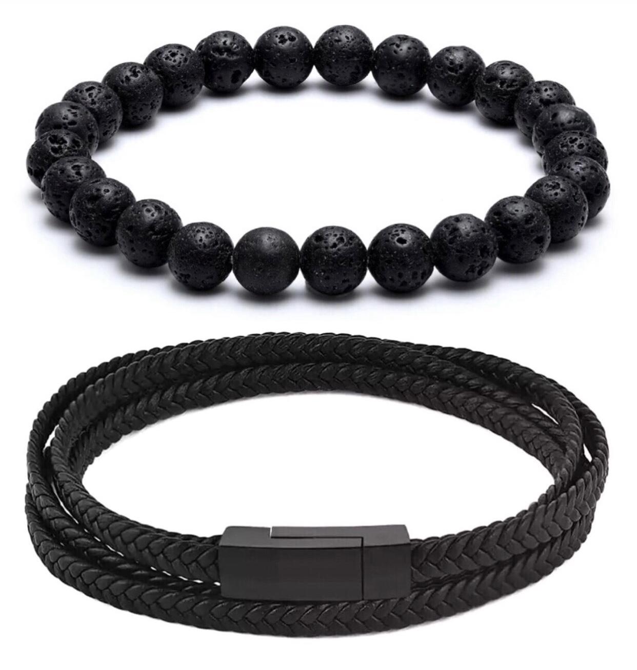 Комплект браслетів зі шкіри у вигляді намотування та лавового каменю на застібці р. 22 (17896939)