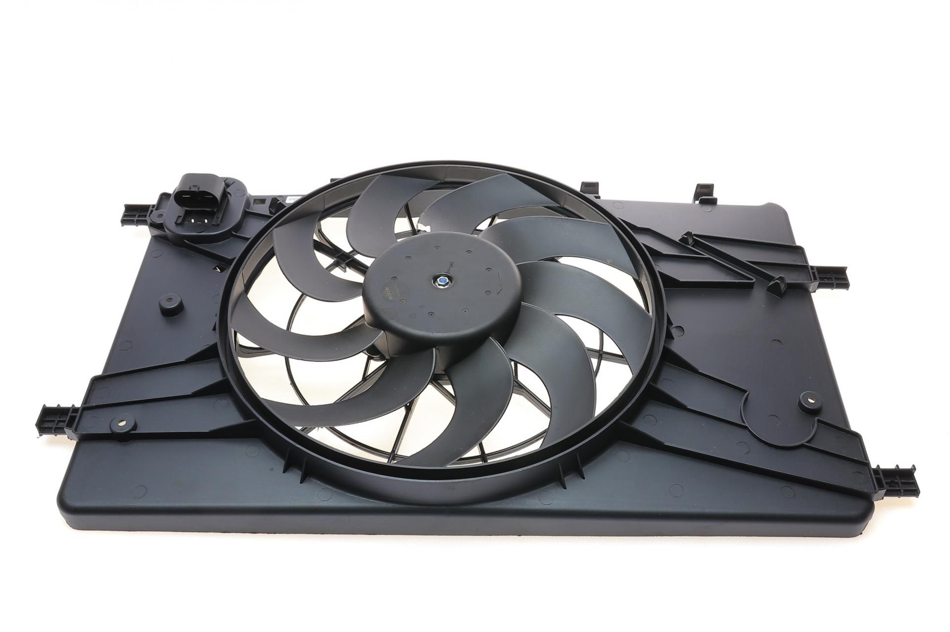 Вентилятор радіатора Opel Astra J/Zafira C 1,6-2,0D 11- з дифузором (47757)