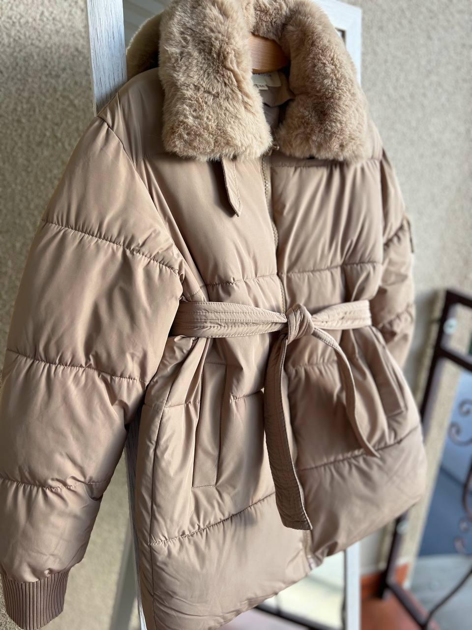 Куртка жіноча Snow Passion 6211 пілот з поясом хутро подовжена р. 44 Бежевий (1007) - фото 2 Куртка жіноча Snow Passion 6211 пілот з поясом хутро подовжена р. 44 Бежевий (1007) - фото 2