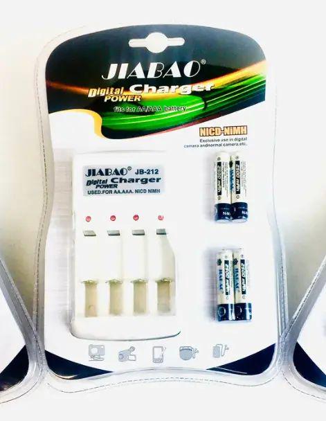 Комплект зарядное устройство и батарейки Jiabao 212AAA ААА 1,2 В 11х6,8х3,6 см (opt-13457)