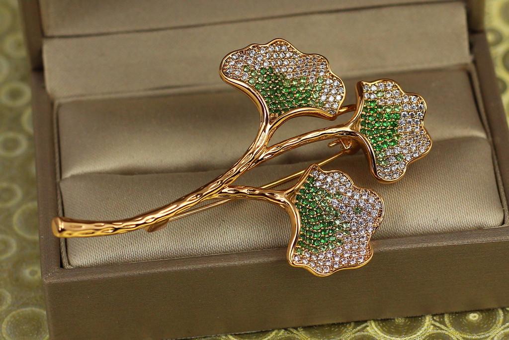 Брошь Xuping Jewelry Гинкго Билоба 6,2 см Золотистый (2239491790)