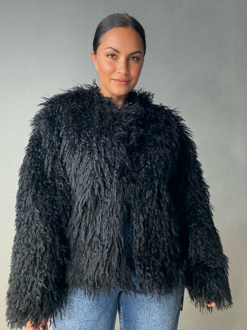 Шуба жіноча LADY YEP 10051 штучне хутро під ламу коротка M Чорний (4913)