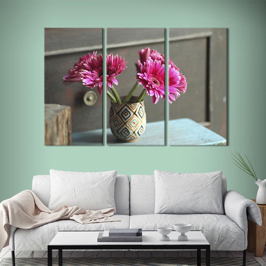 Картина на холсте триптих Букет малиновых гербер 128x81 см (808-31)