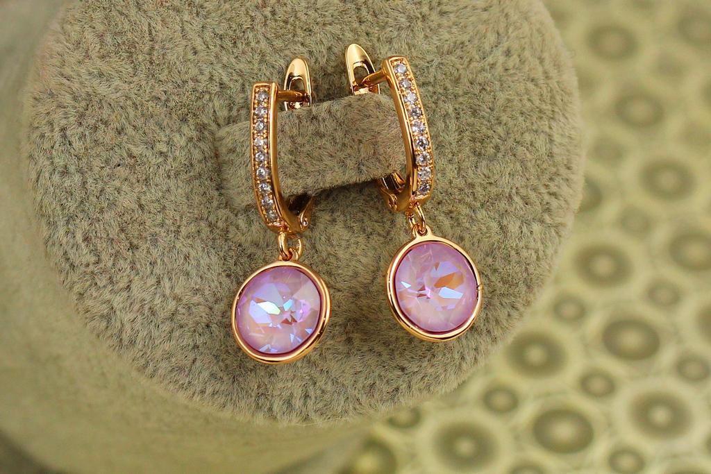 Серьги подвески Xuping Jewelry Сваровски кружочки 2,8 см Светло-розовый хамелеон/Золотистый (33502906)