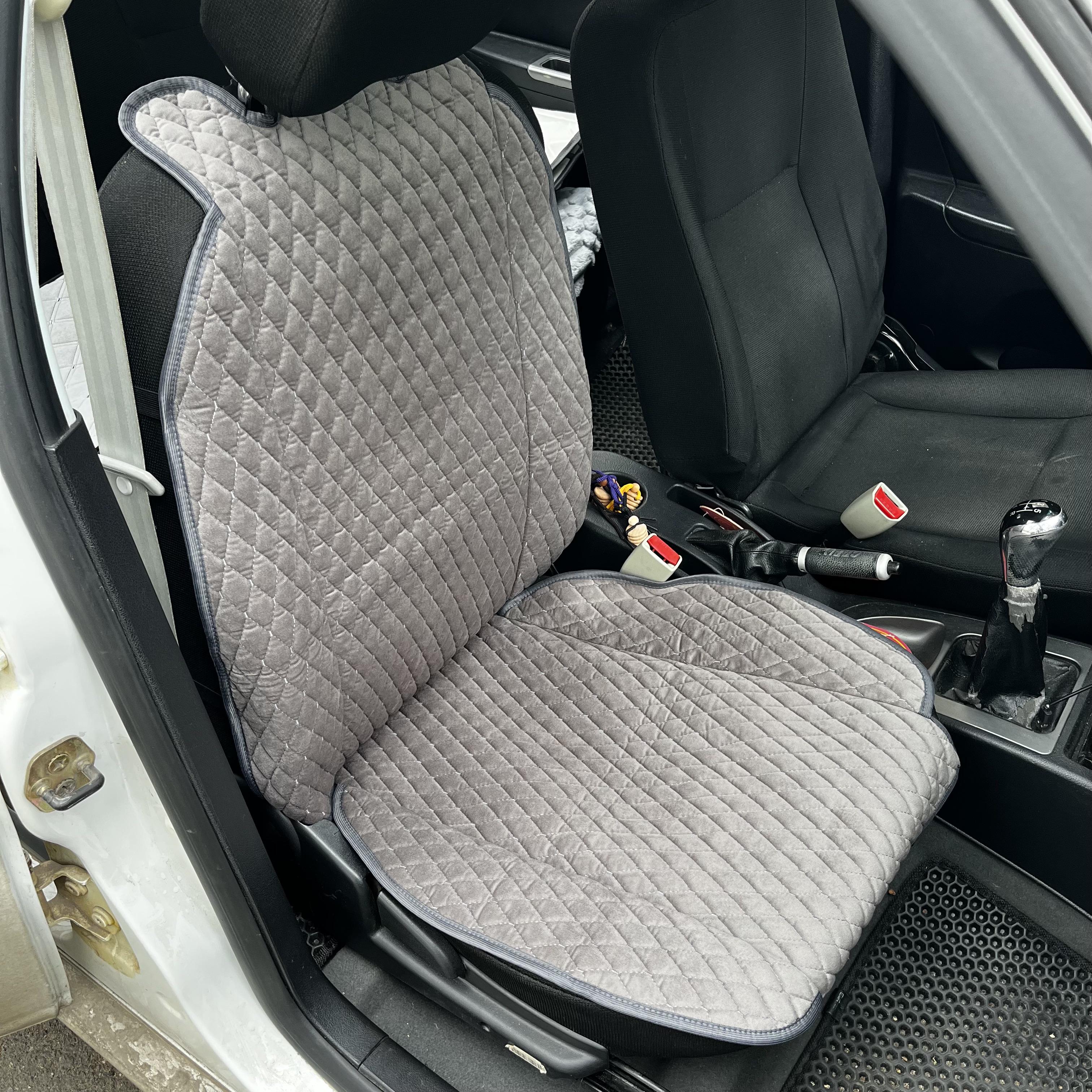 Накидка универсальная на переднее сиденье авто из алькантары 1 шт. Светло-серый - фото 1 Накидка универсальная на переднее сиденье авто из алькантары 1 шт. Светло-серый - фото 1