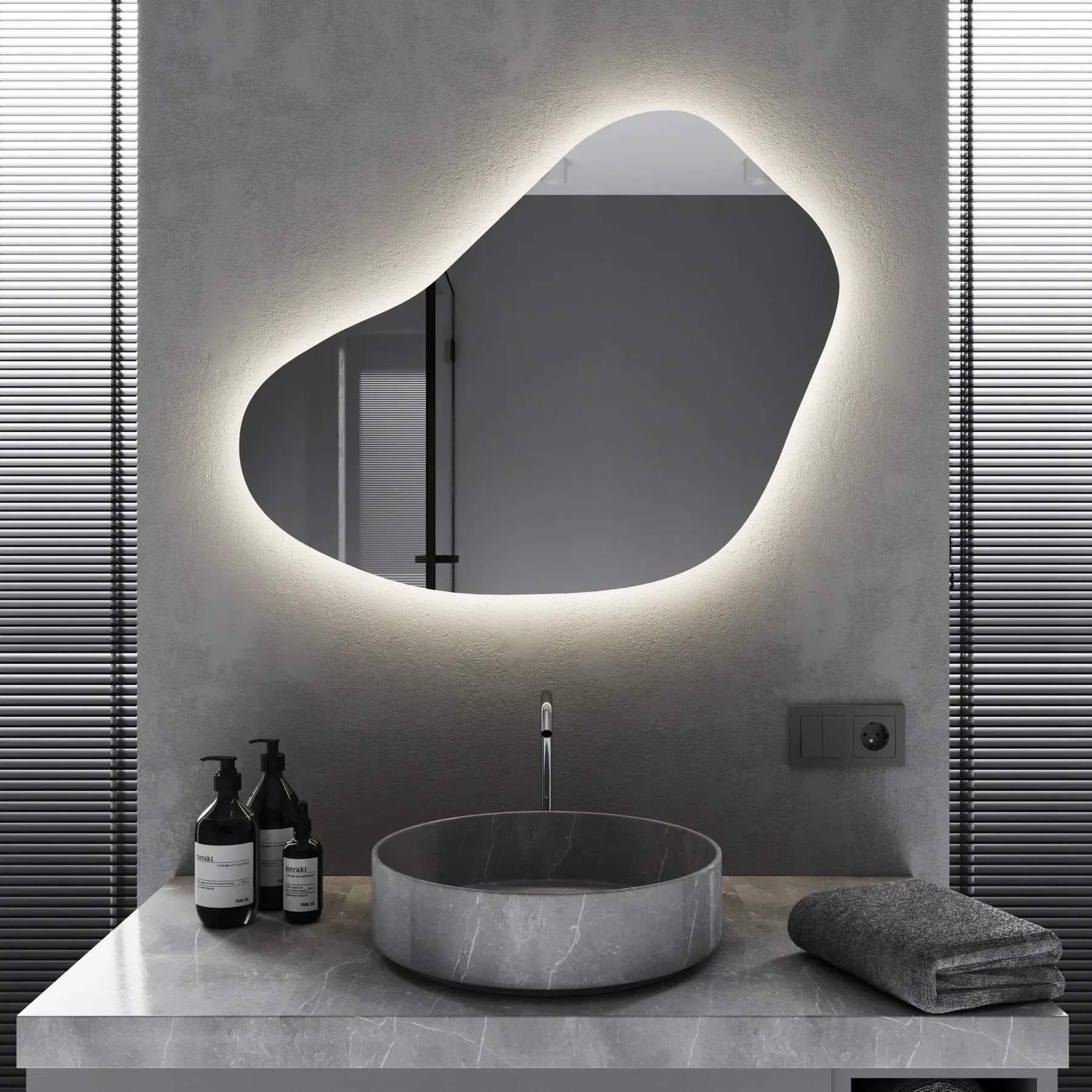 Зеркало для ванной комнаты Mironiks Lira фигурное с фоновой LED-подсветкой 650x800 мм (FR-MRKS-318648)