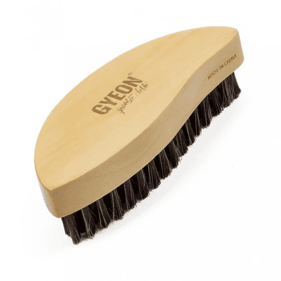 Щетка для чистки кожи салона автомобиля Gyeon Q²M Leather Brush с натуральной щетиной профессиональная