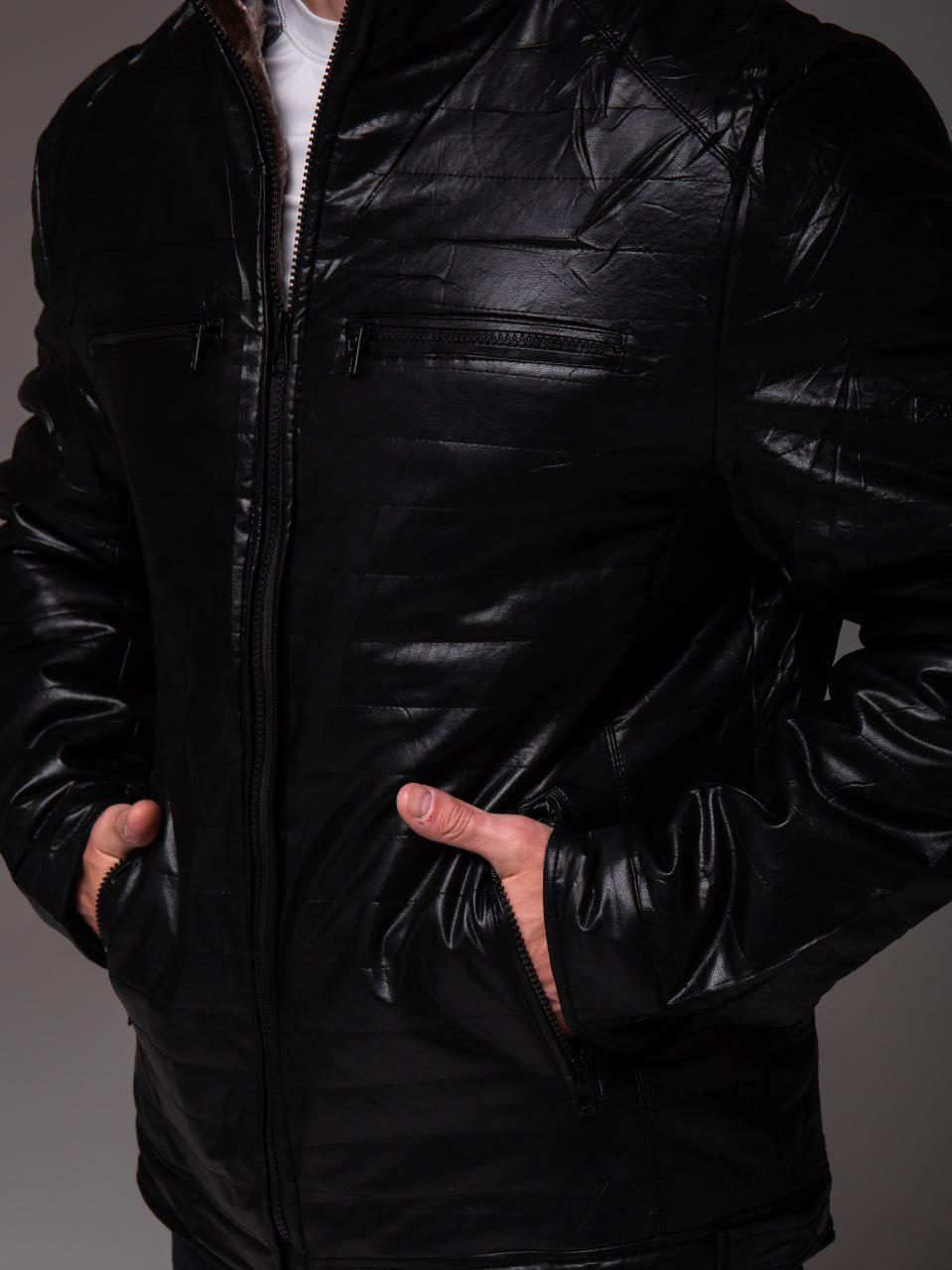 Куртка чоловіча зимова з еко шкіри на хутрі стьобана L Чорний (2297/2) - фото 7 Куртка чоловіча зимова з еко шкіри на хутрі стьобана L Чорний (2297/2) - фото 7