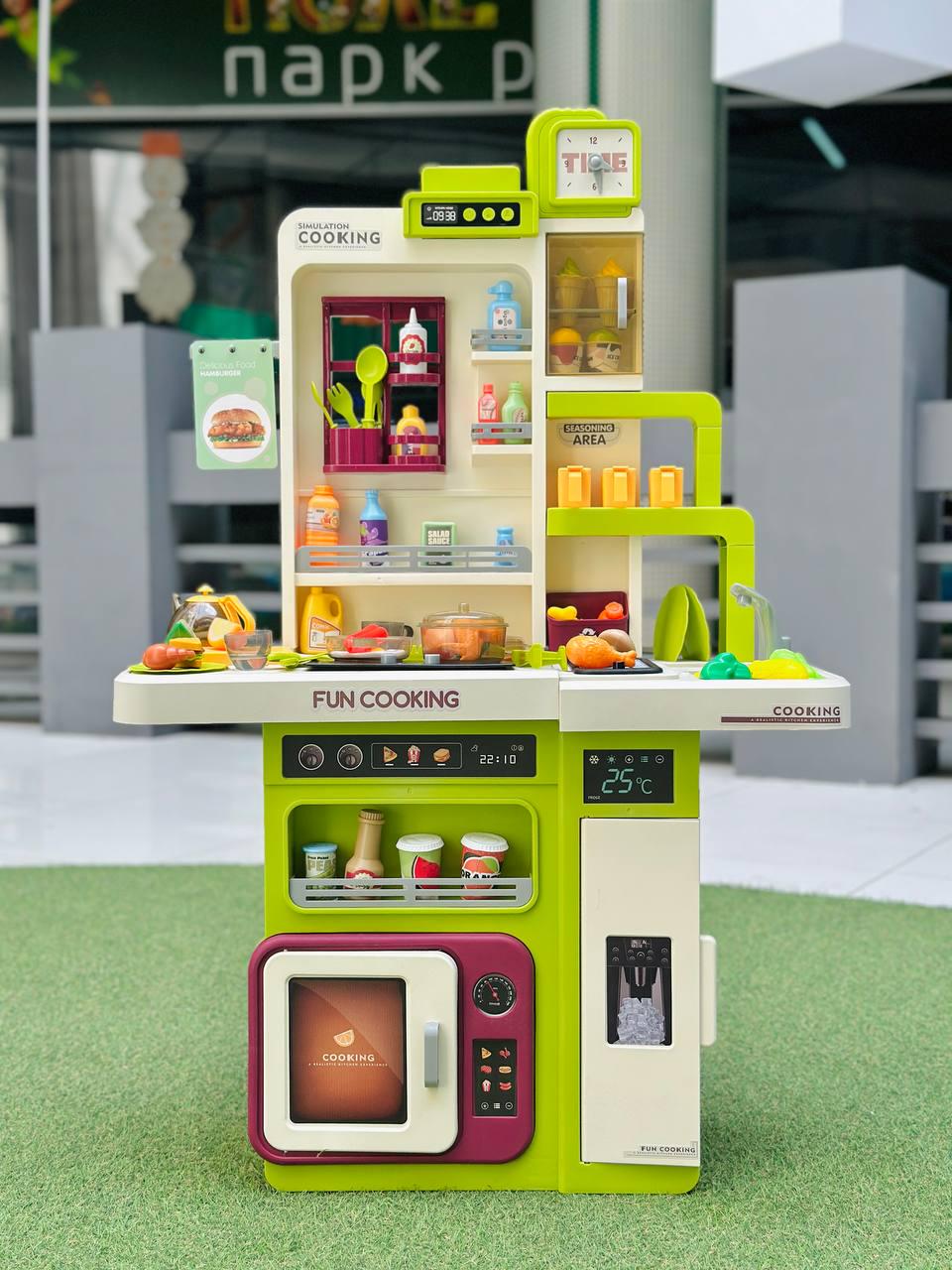 Кухня игровая высотой 100 см и 91 аксессуаром Зеленый (2443)