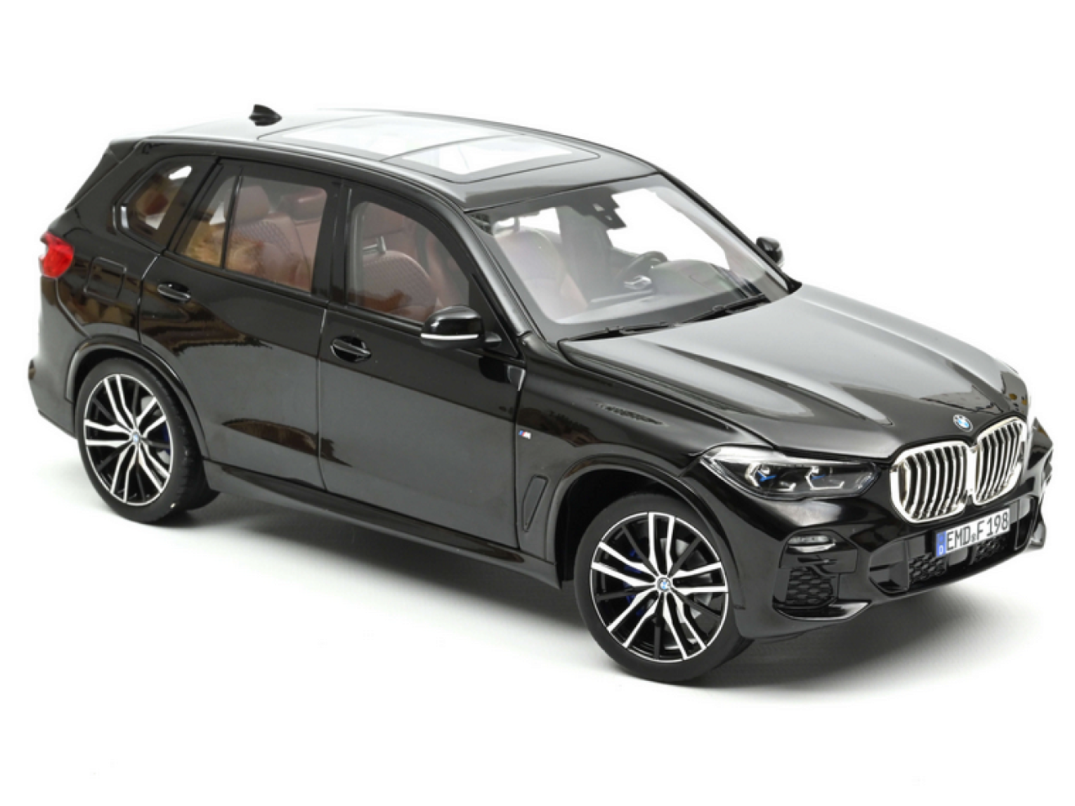 Модель автомобиля Norev 1:18 BMW X5 G05 xDrive 40i Black (183280)