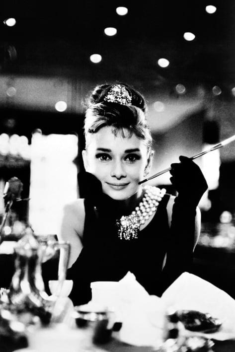 Постер плакат Одри Хепберн Завтрак у Тиффани/Audrey Hepburn Breakfast at Tiffany's B&W 61x91,5 см