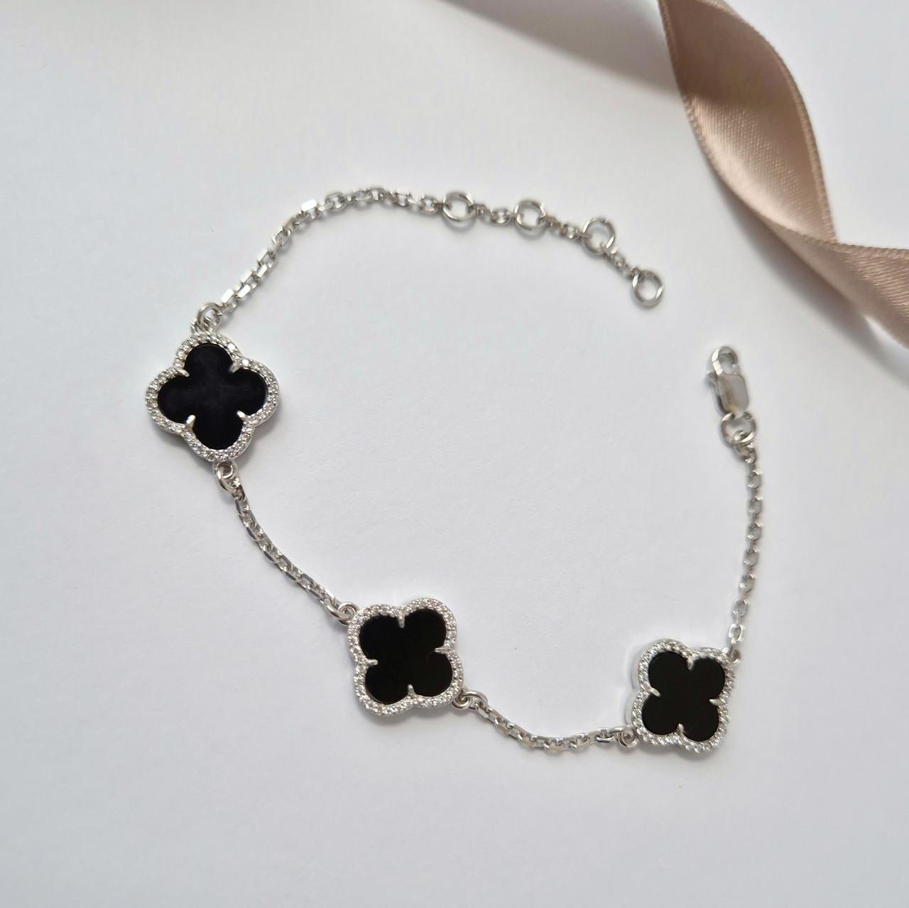 Серебряный браслет Клевер с черным ониксом 18-21 см 7,10 г (5534р) Серебряный браслет Клевер с черным ониксом 18-21 см 7,10 г (5534р)
