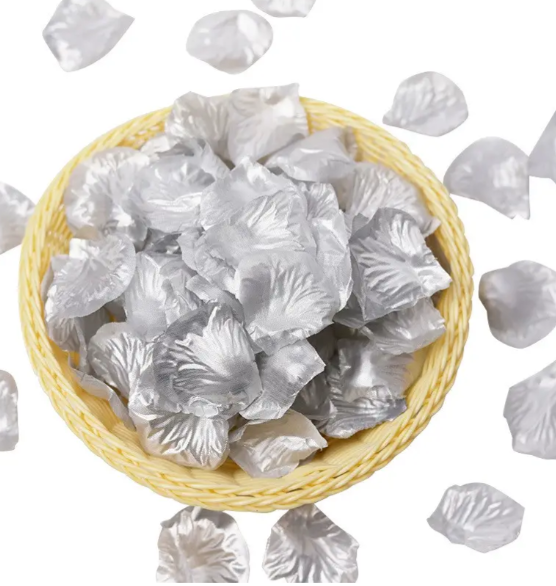 Пелюстки троянд штучні 200 шт. 45x45 мм Сріблястий (10007) - фото 3 Пелюстки троянд штучні 200 шт. 45x45 мм Сріблястий (10007) - фото 3