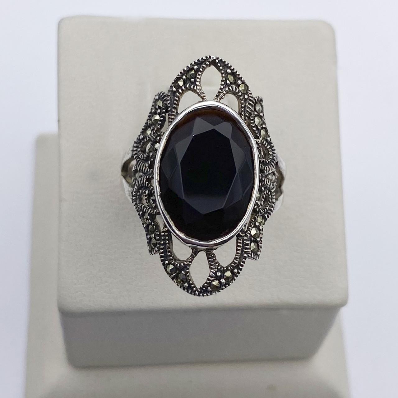 Кольцо серебряное с гранатом и марказитом р. 19 5,92 г (1988214500)