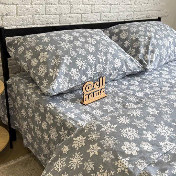 Комплект постельного белья Ell Home Снежинки фланель семейный наволочки 50x70 см/70x70 см Серый (29288995) - фото 2 Комплект постельного белья Ell Home Снежинки фланель семейный наволочки 50x70 см/70x70 см Серый (29288995) - фото 2
