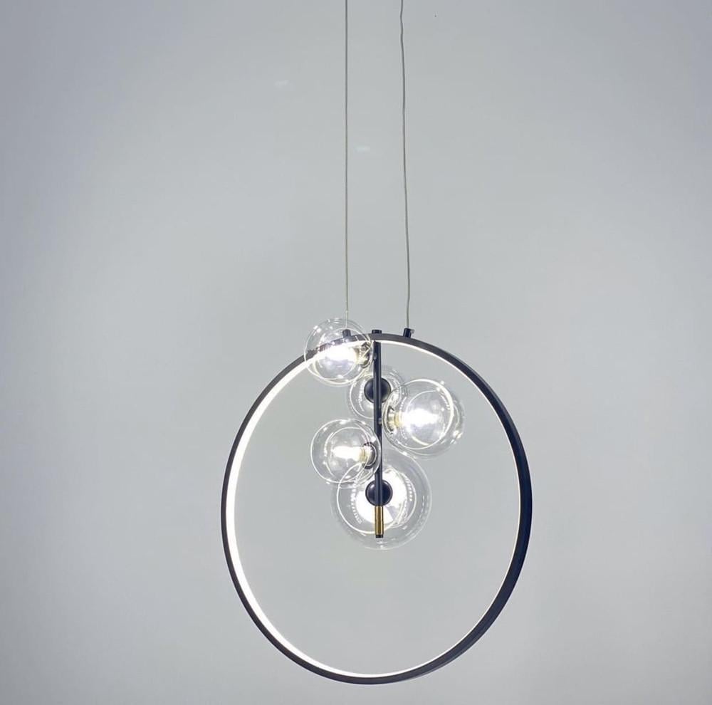 Светильник подвесной Bubble на 5 прозрачных плафонов размещенных в Led кольце (D 8019-5) Светильник подвесной Bubble на 5 прозрачных плафонов размещенных в Led кольце (D 8019-5)