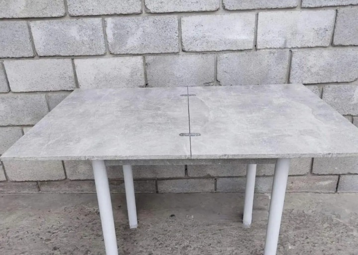 Обідній стіл Оскар розкладний 60х80/80х120х75 см Бетон світлий/Білий (28374325) - фото 3 Обідній стіл Оскар розкладний 60х80/80х120х75 см Бетон світлий/Білий (28374325) - фото 3