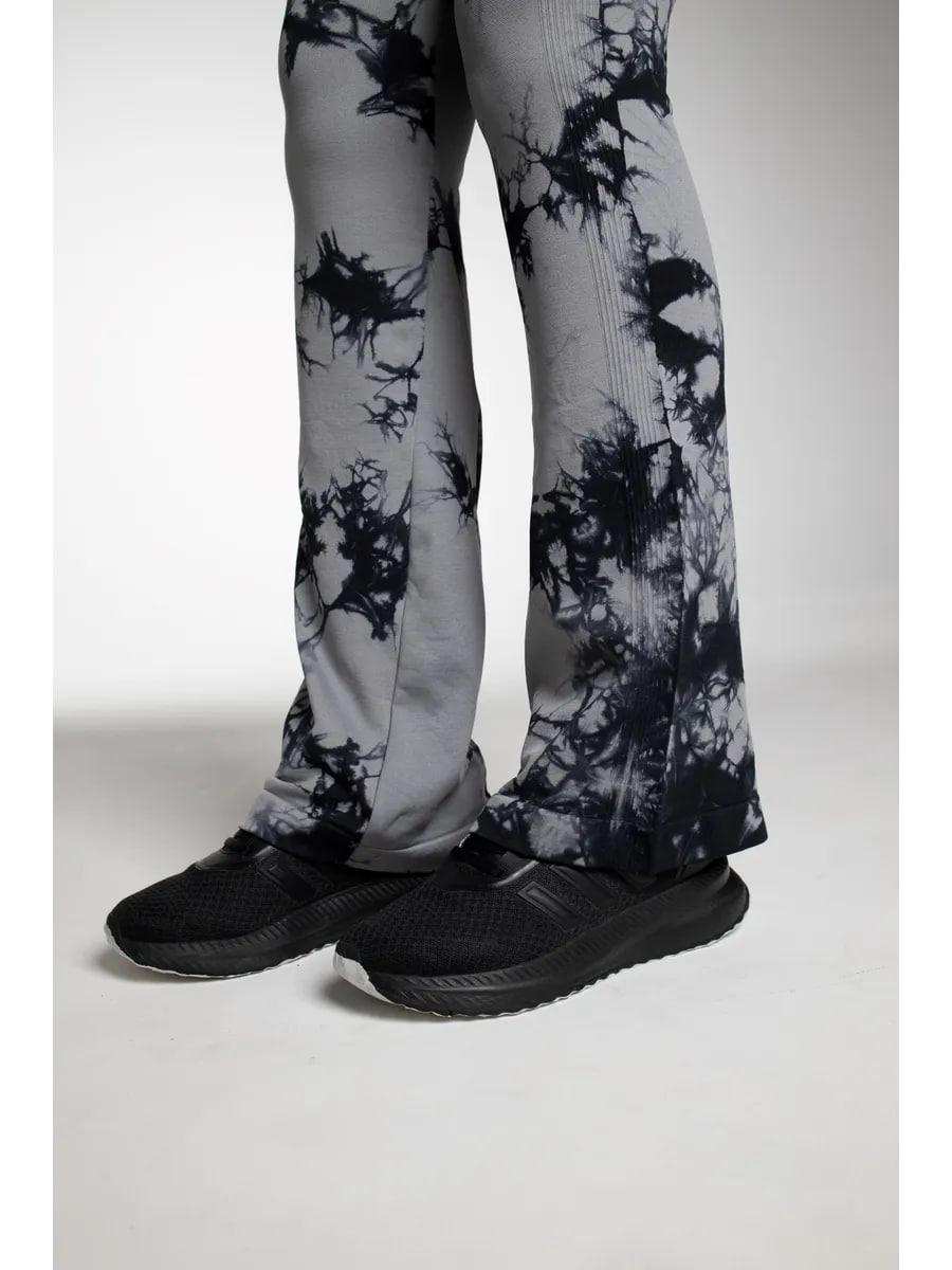 Лосини кльош для тренувань та повсякденного носіння Marble Push Up мармурові S Сірий (70135/S) - фото 8 Лосини кльош для тренувань та повсякденного носіння Marble Push Up мармурові S Сірий (70135/S) - фото 8