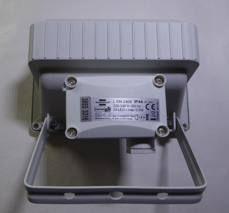 Светодиодный уличный настенный светильник 12 Вт 950 лм Brennenstuhl Белый (0434) - фото 4 Светодиодный уличный настенный светильник 12 Вт 950 лм Brennenstuhl Белый (0434) - фото 4