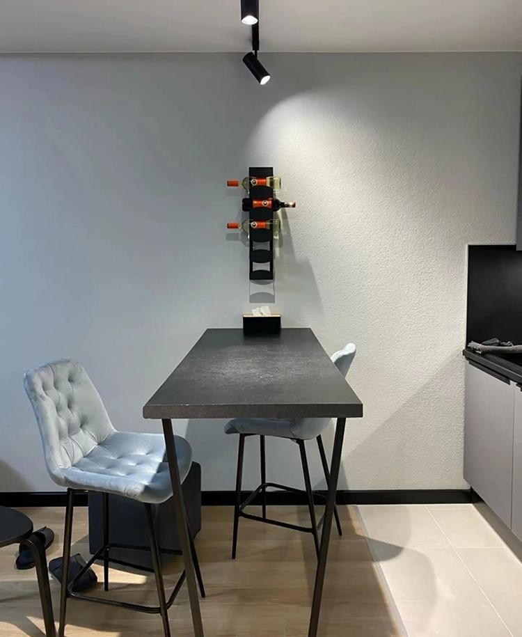 Полиця-тримач для вина NC Home на 5 пляшок Чорний (110108) - фото 3 Полиця-тримач для вина NC Home на 5 пляшок Чорний (110108) - фото 3