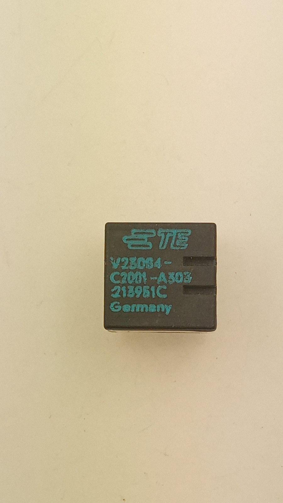 Реле V23084-C2001-A303 12V 30A/250VAC TE (25353)