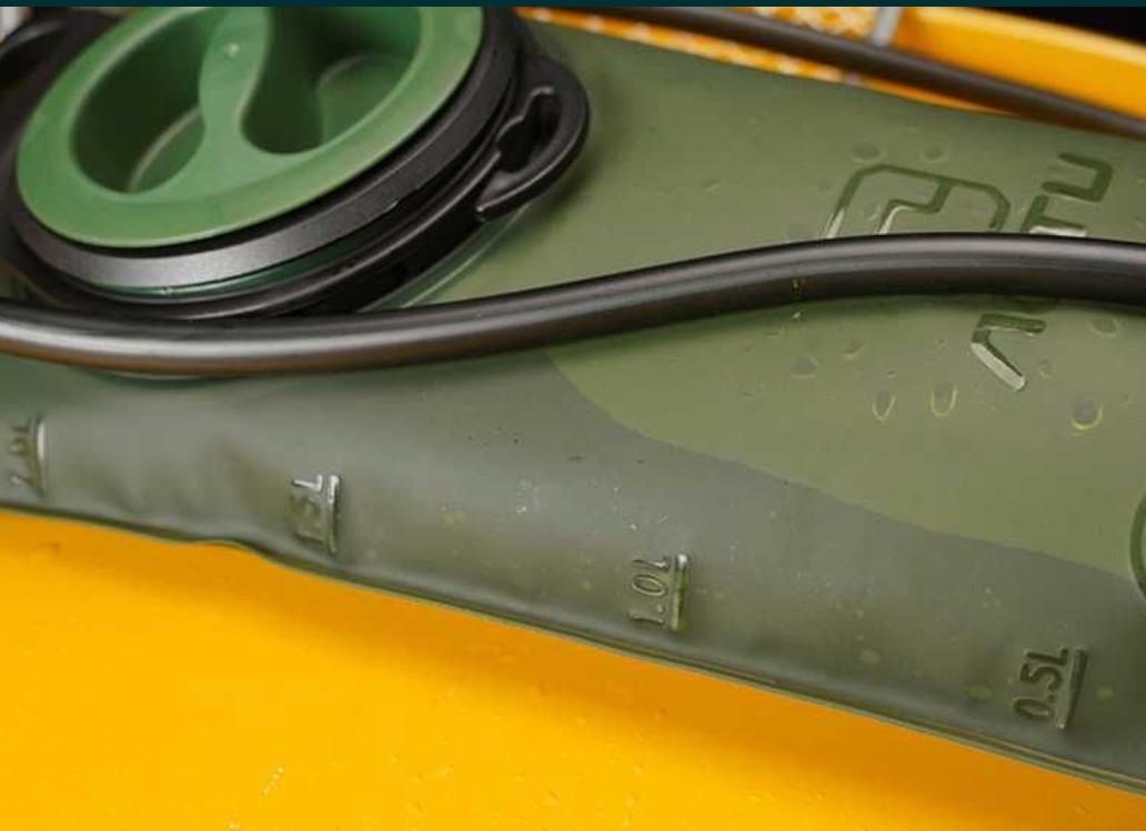 Питьевая система Гидратор 39x18 см 2 л (1860626282) - фото 5