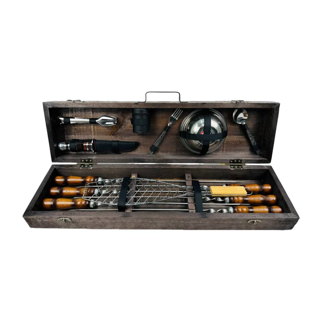 Набор шампуров в кейсе Робинзон маленький из нержавеющей стали деревянный (2-10-KS-7704)