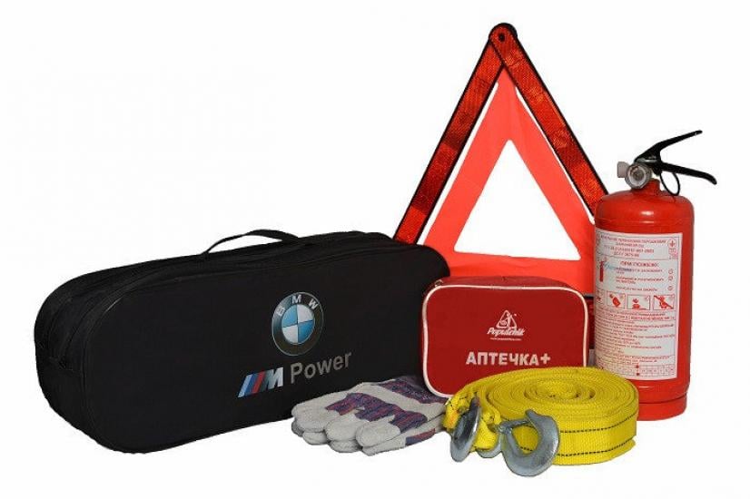 Набор автомобилиста BMW кроссовер аптечка/трос/огнетушитель 50х18х17 см Black (117948)