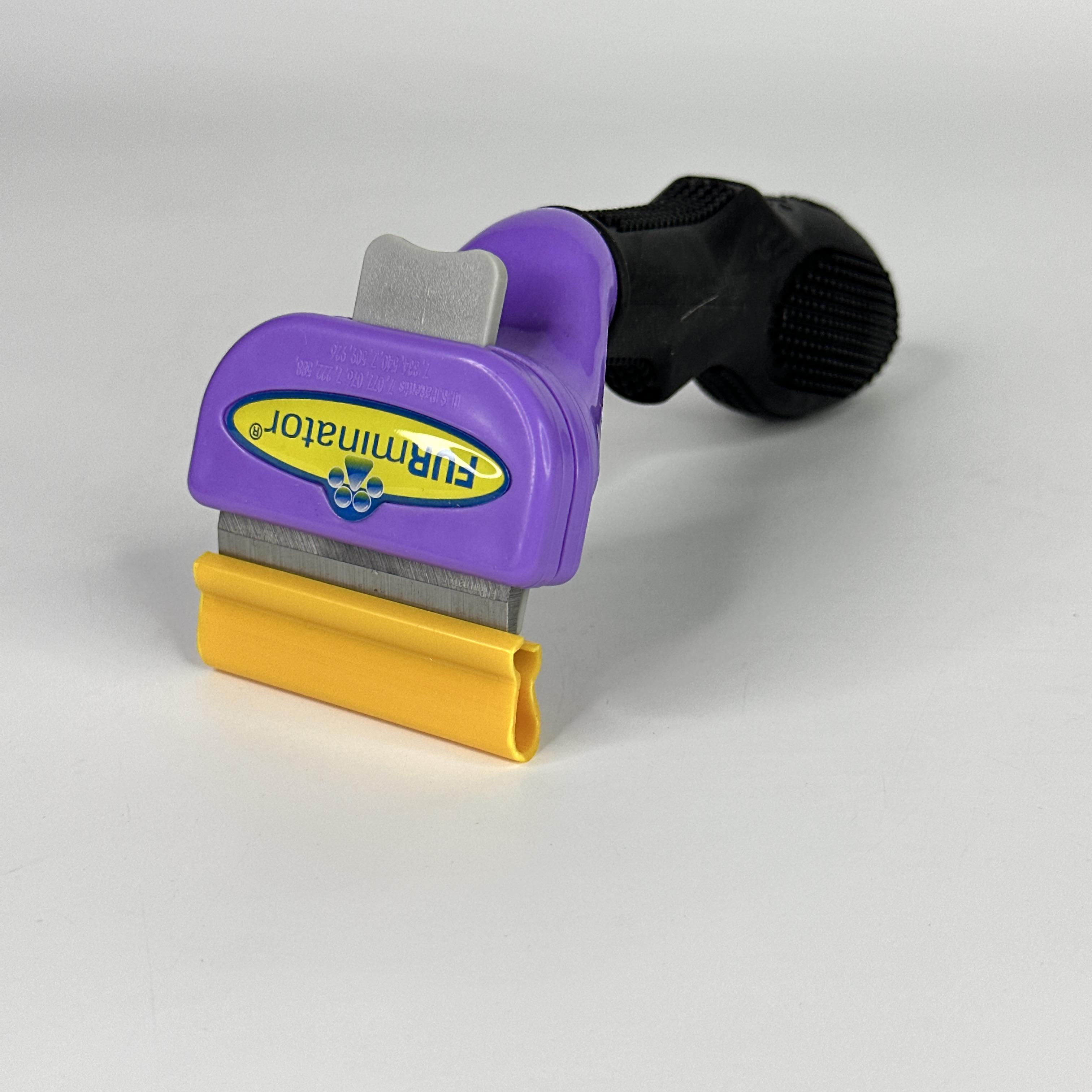 Фурминатор для собак длинношерстных малых пород Furminator с лезвием 4,5 см Фиолетовый (FDL-45-Violet) - фото 9 Фурминатор для собак длинношерстных малых пород Furminator с лезвием 4,5 см Фиолетовый (FDL-45-Violet) - фото 9