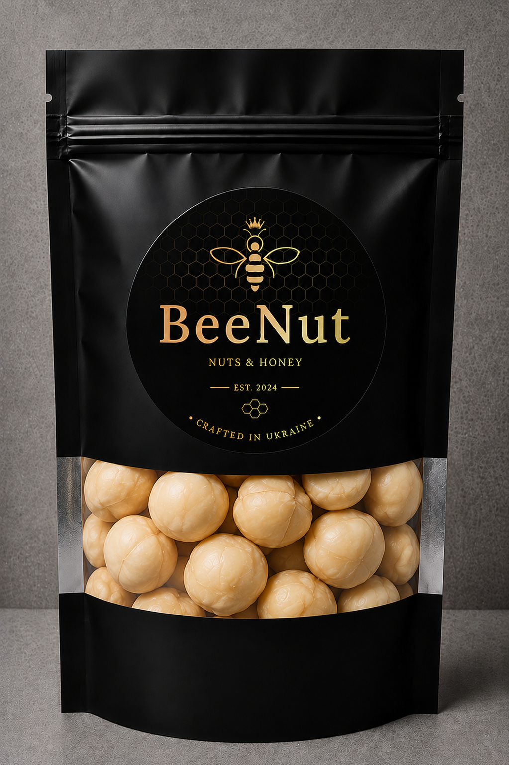 Горіх макадамія очищений BeeNut 250 г