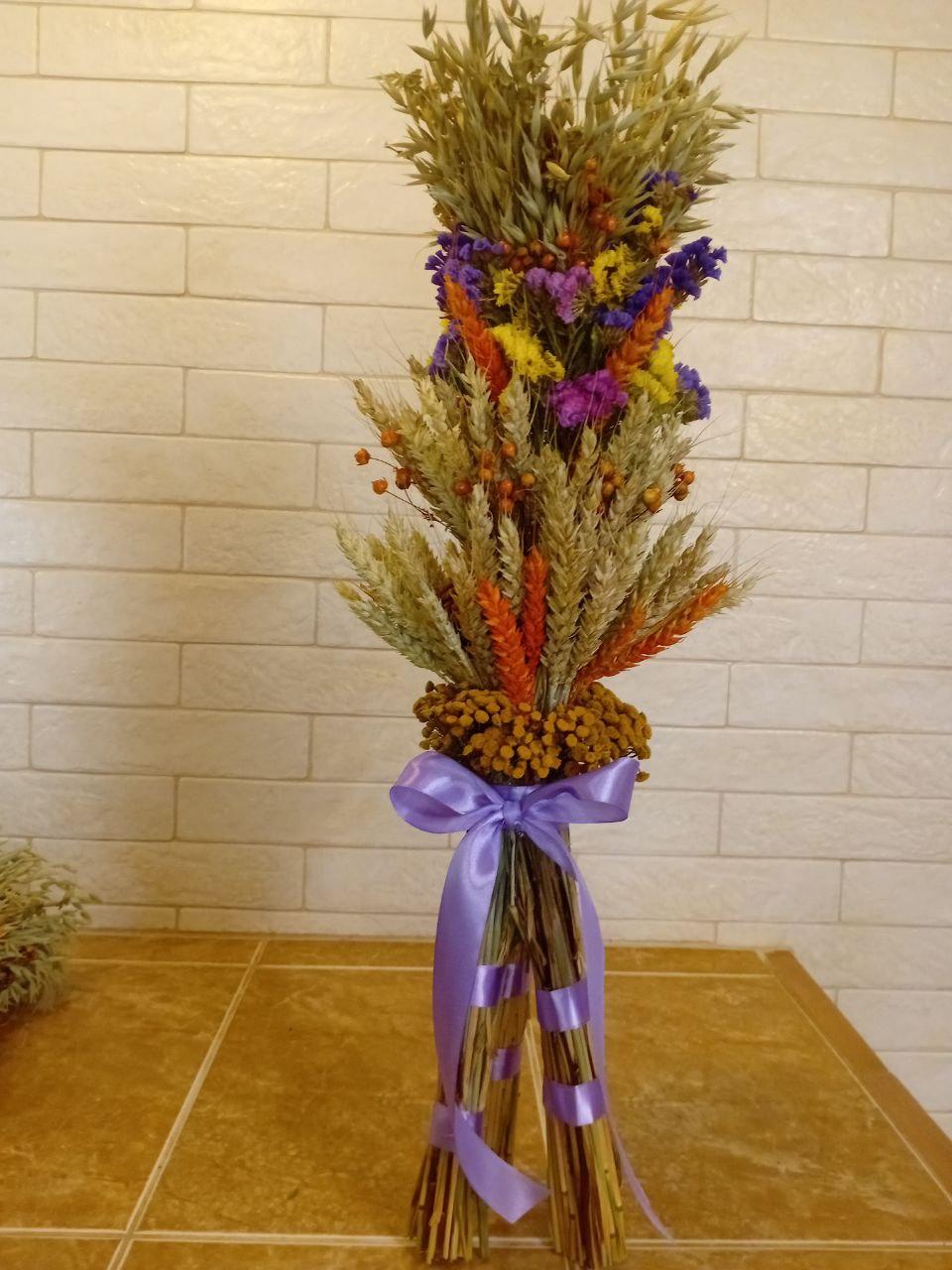 Дидух рождественский из колосья пшеницы/льна и овса на трех ножках 55-60 см с фиолетовой лентой (2794305261)